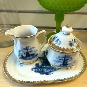 Ter Steege BV Delft Holland Blauw Hand painted Sugar Bowl/Creamer Gold Trim set.